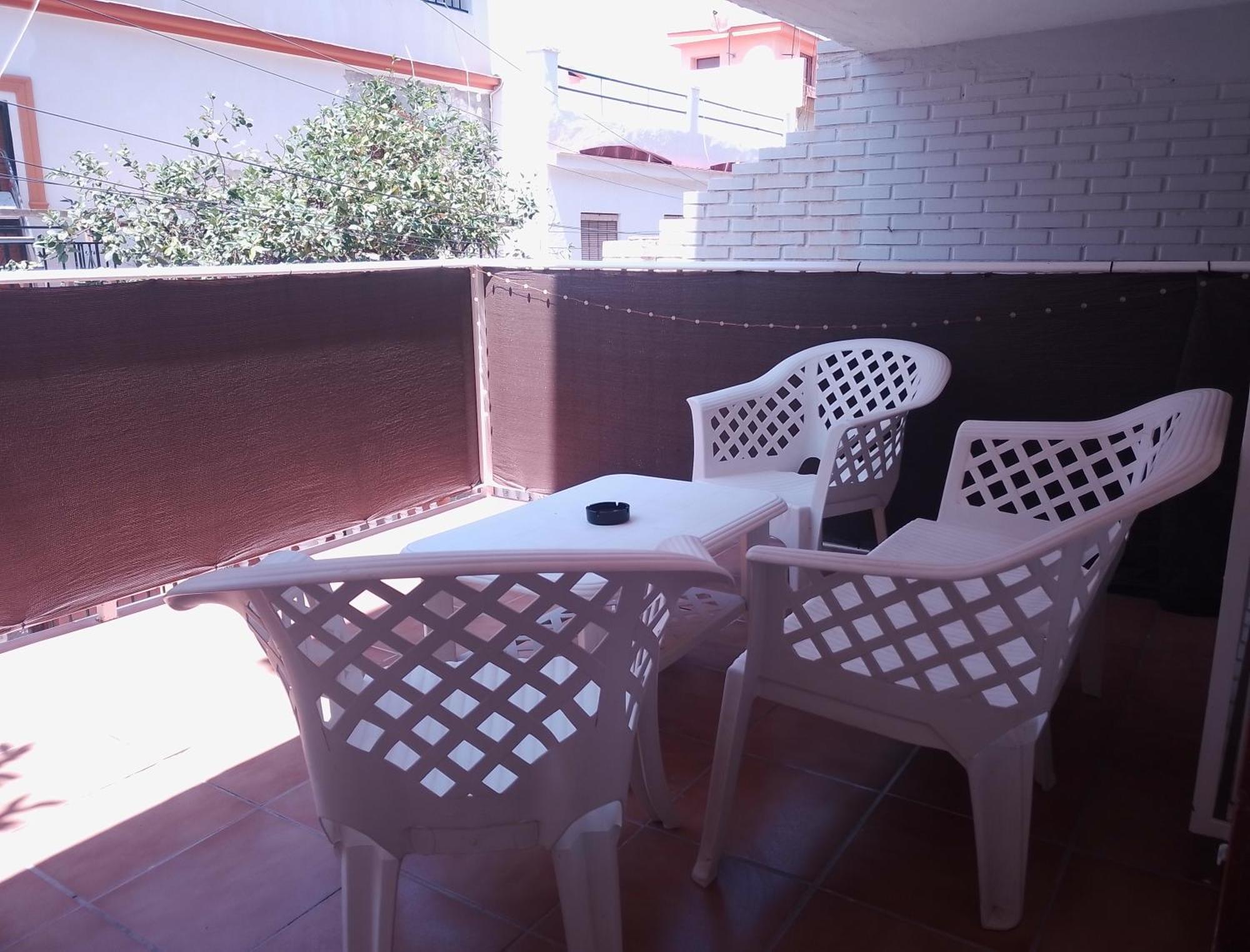 Serrano Con Terraza